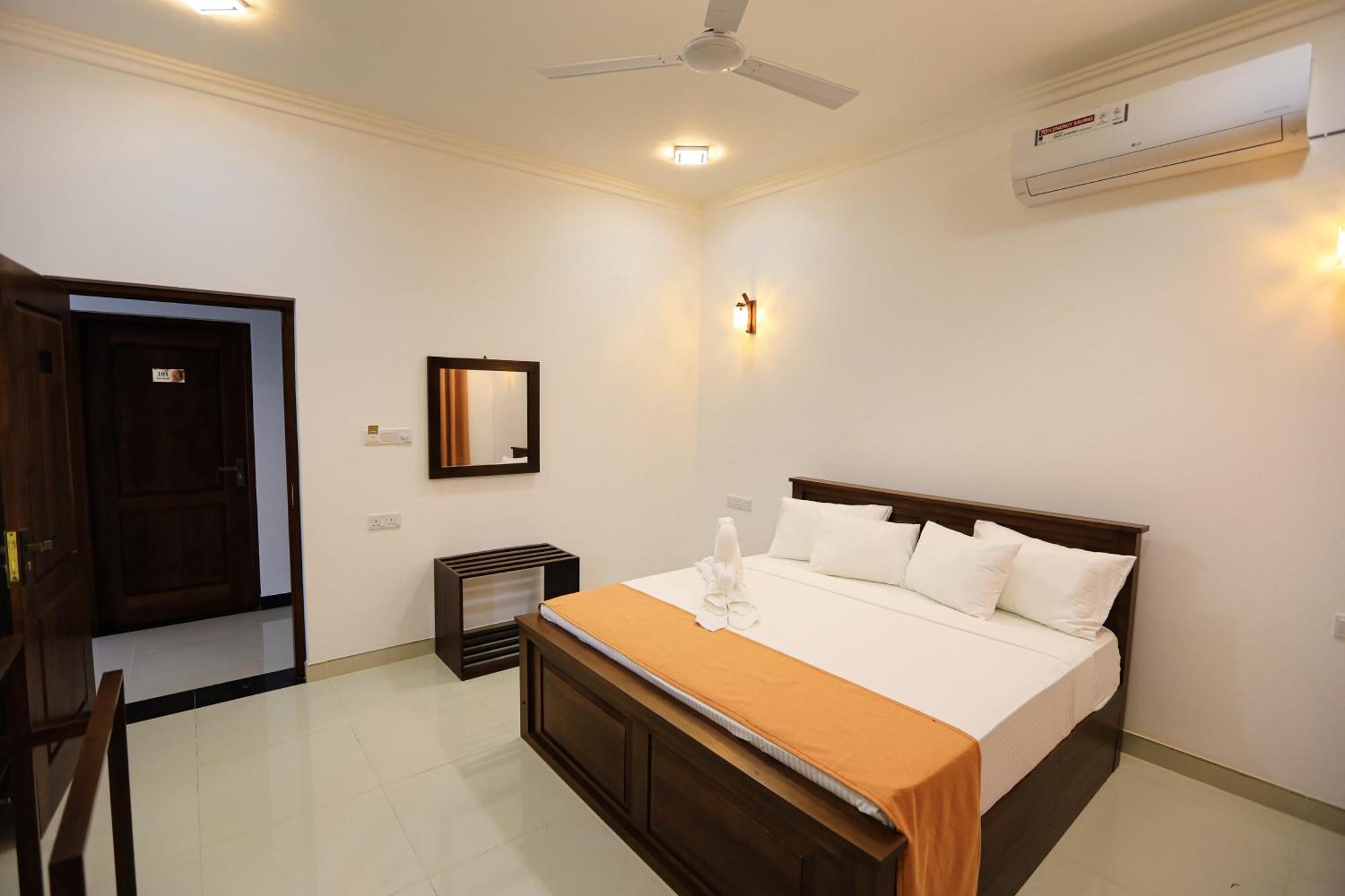 D Marit Motel Negombo Dış mekan fotoğraf