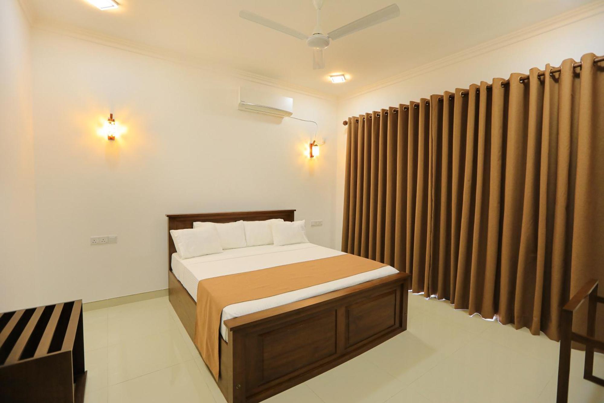 D Marit Motel Negombo Dış mekan fotoğraf